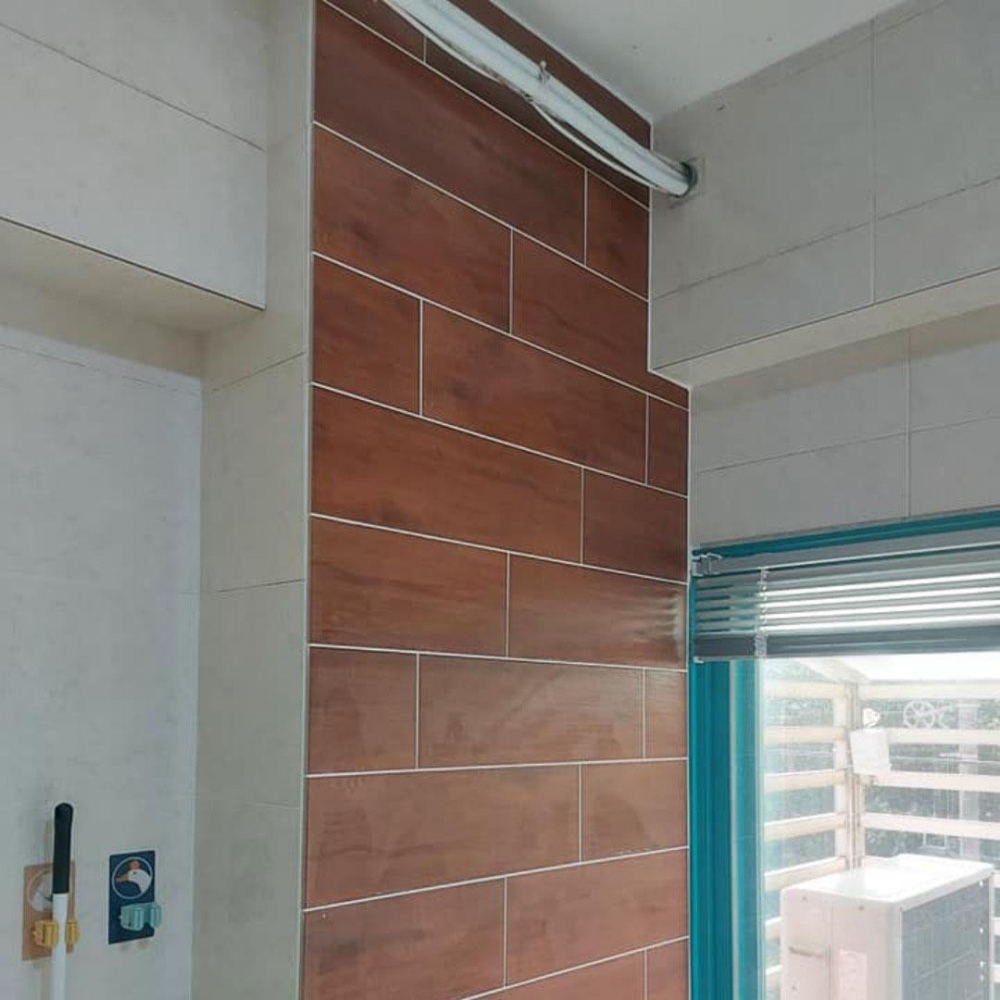竹北浴室磁磚隆起修補