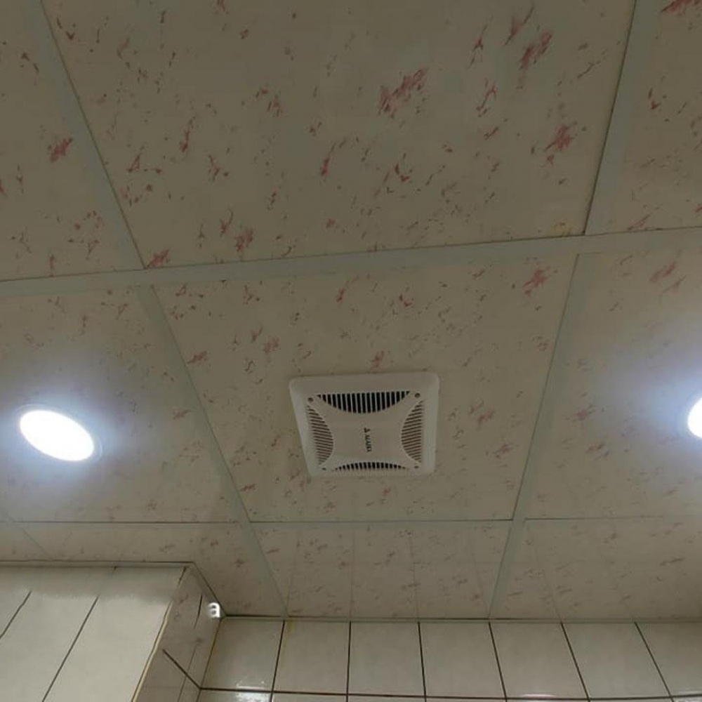 浴室天花板翻新