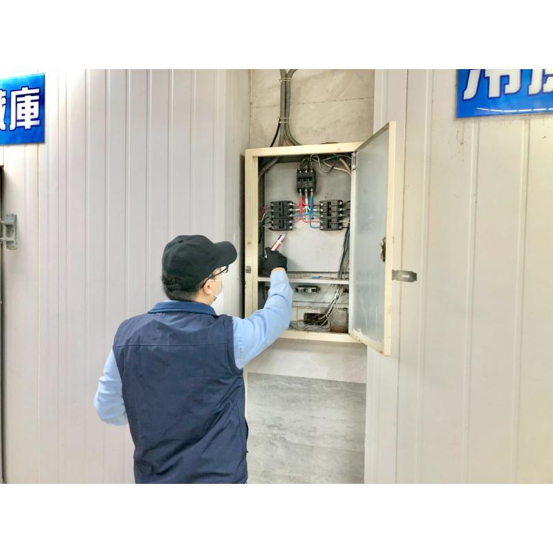 國防大學餐廳 蟑螂防制
