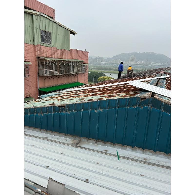 鐵皮屋頂翻修