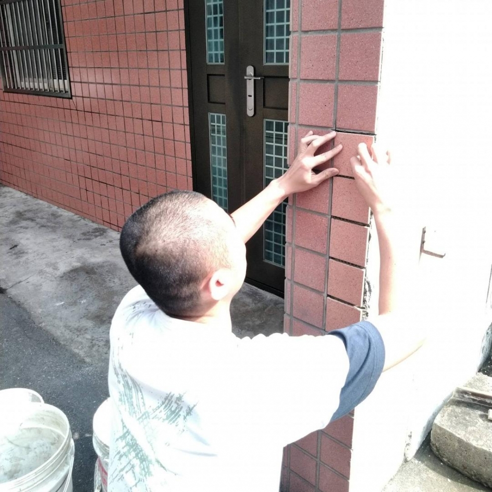 楊梅外牆磁磚修補