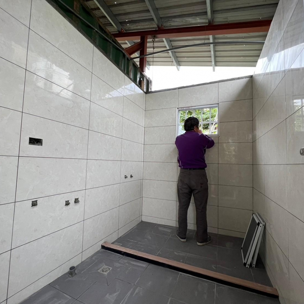 台中廁所裝修磚造工程-鉅鎰