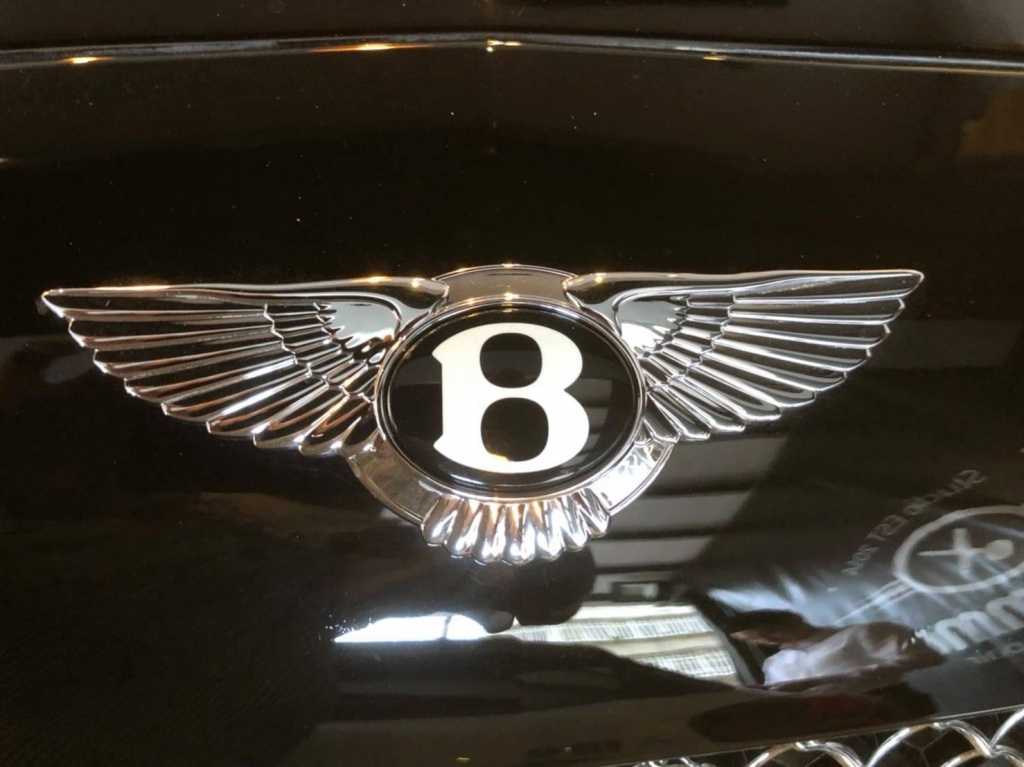 Bentley Flying Spur 車門凹痕修復