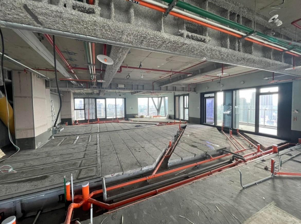 新北案場／降板整平預鑄輕質鋼筋水泥板樓板鋪設