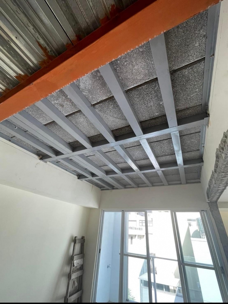 桃園案場／夾層預鑄輕質鋼筋水泥板樓板鋪設