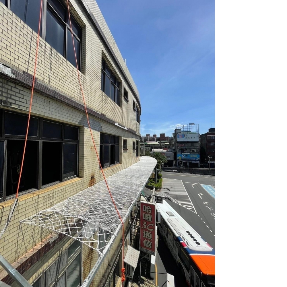 【新北防墜網架設工程】樹林區鋪設雙層防墜網架設工程