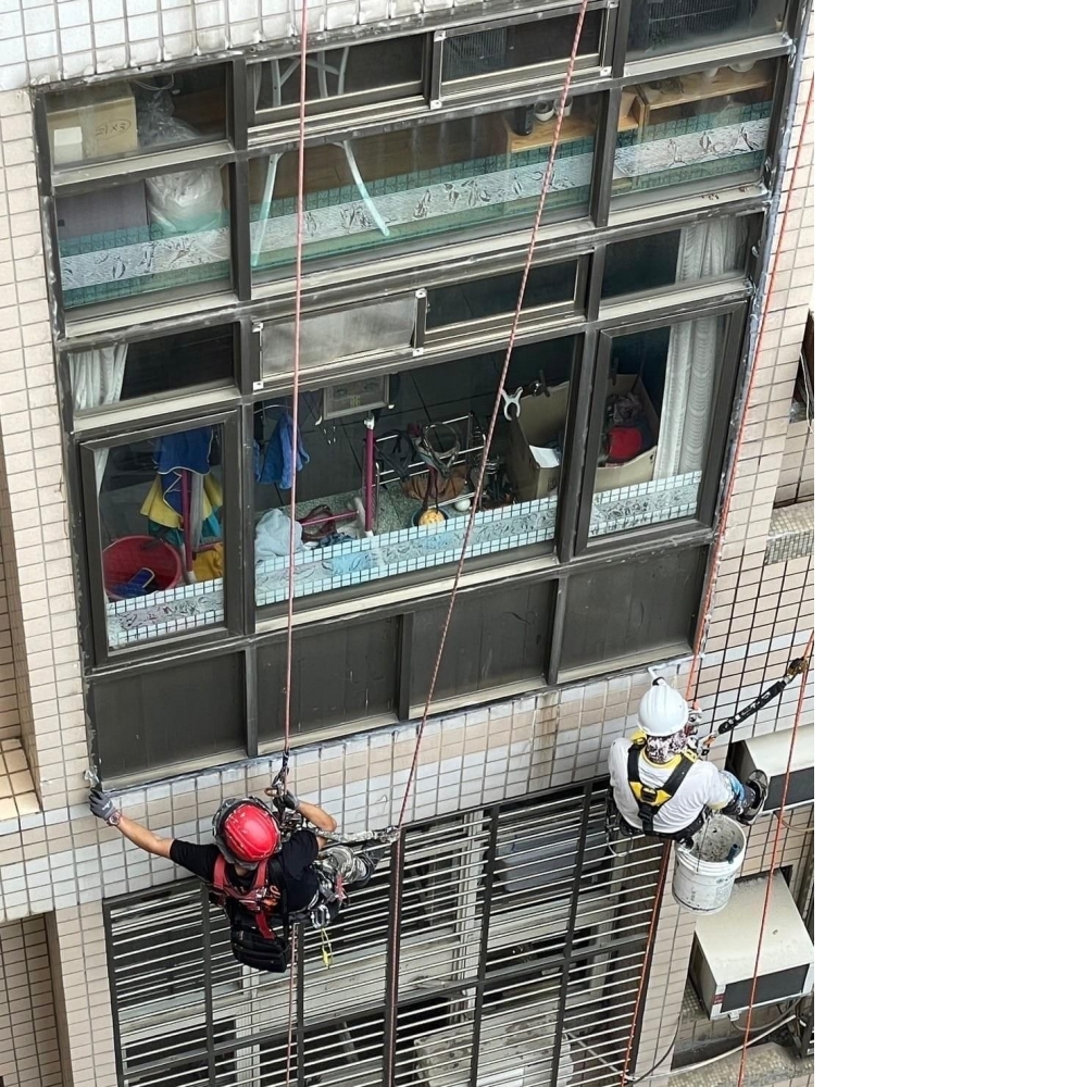 【新北窗邊修繕工程】林口區鋁門窗邊重打工程