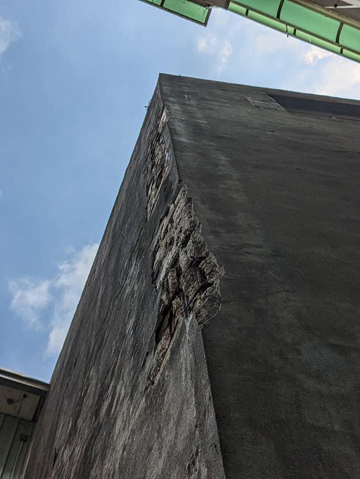 【新北公寓牆面脫落工程】樹林區公寓牆面石塊脫落  鋼筋裸露