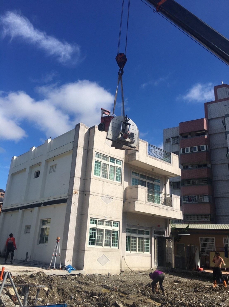 高頻水刀切割vs吊車/挖土機工程