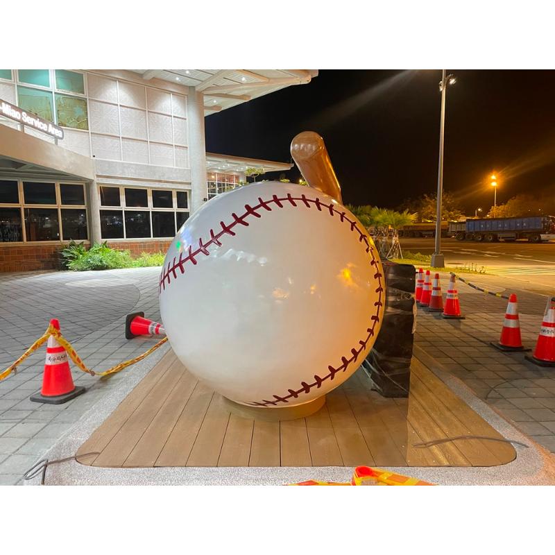 關廟休息站棒球裝置藝術