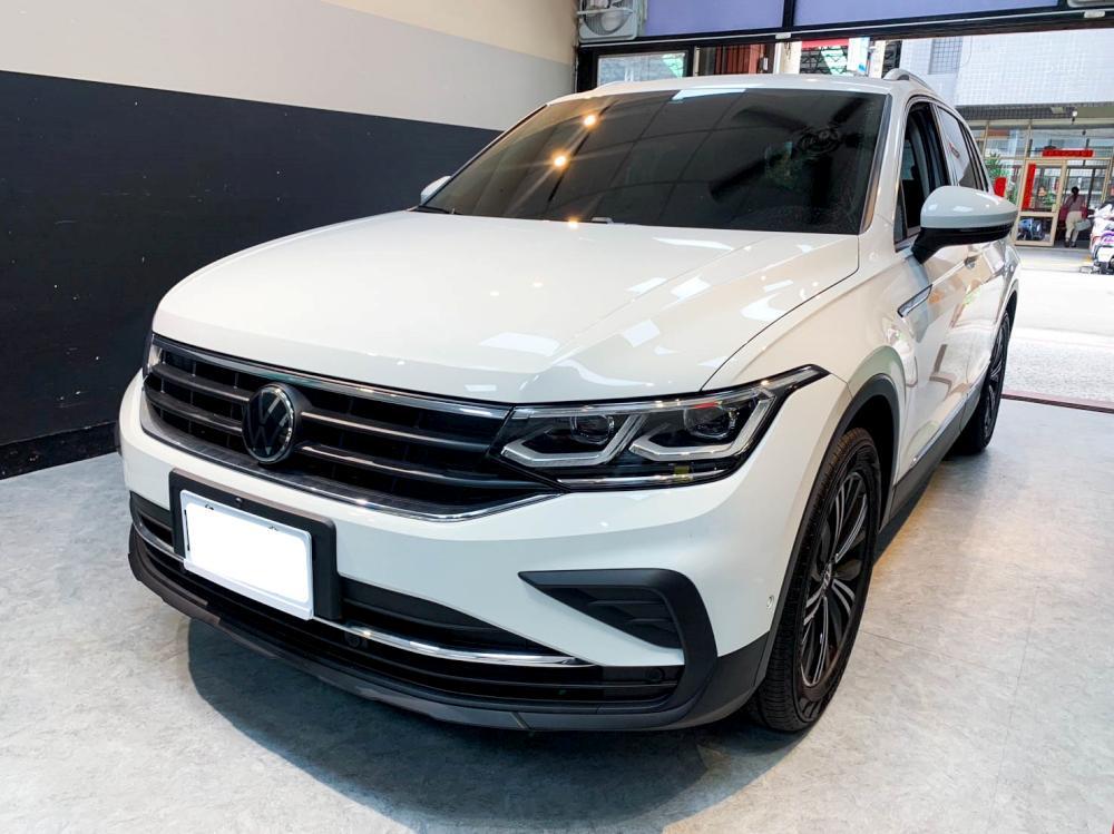 VW TIGUAN 白 車門修復｜台中汽車凹痕修復｜大里汽車凹痕修復