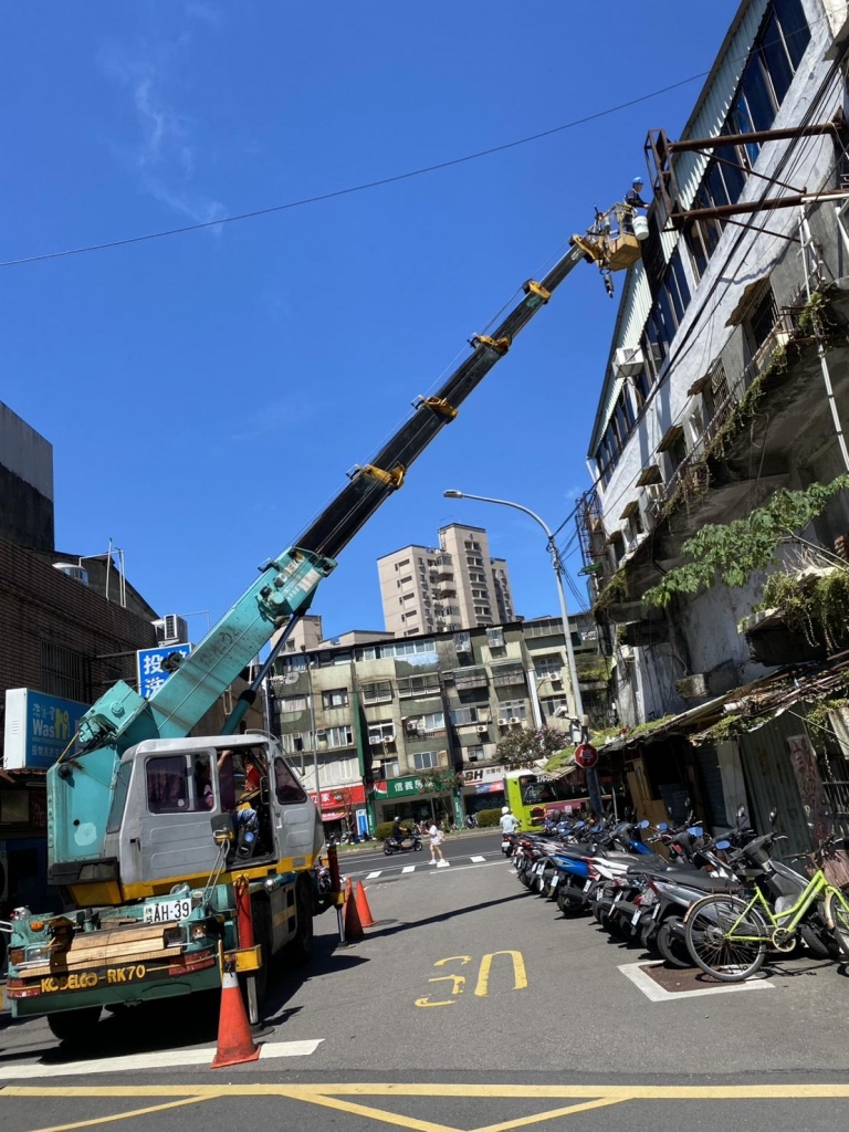 颱風鐵皮屋側板吹走維修 | 鐵皮屋修繕