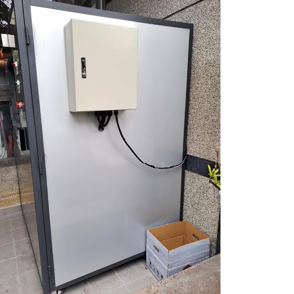 環保自動感應壓縮垃圾儲存機1100L