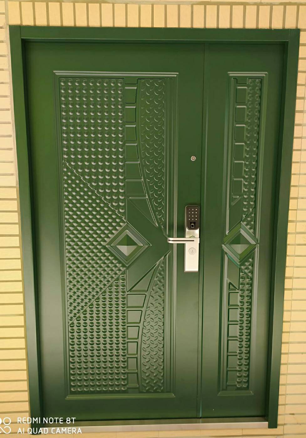 指紋密碼鎖 加 利國子母玄關門50000元含安裝、拆舊門、清運舊門、泥作填縫