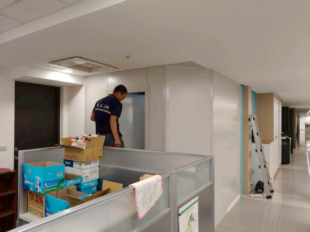 台北公家機關水X署-電信機房10cm防火庫板（防火二小時）隔間工程