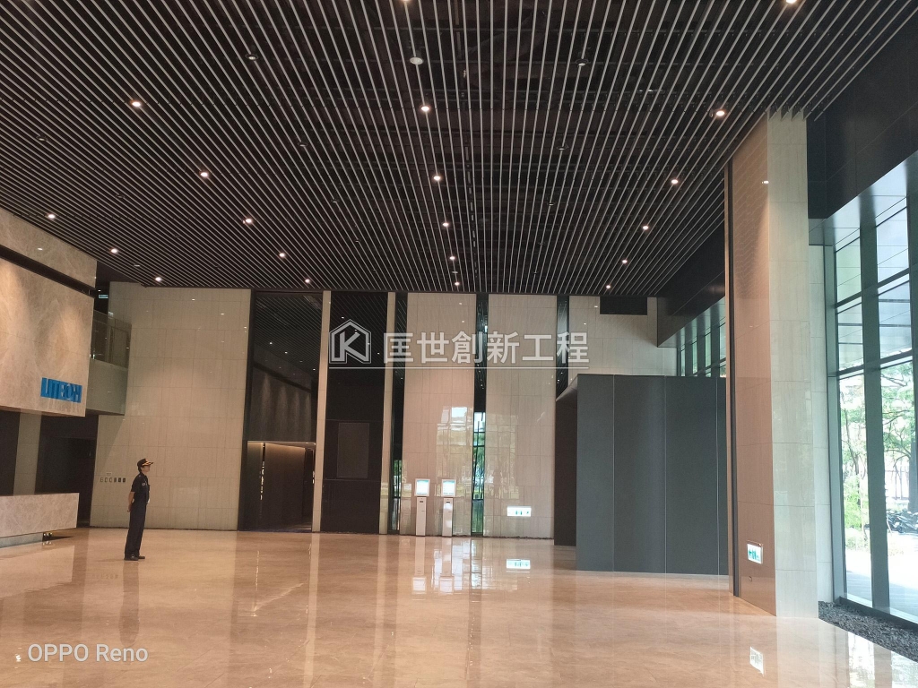 高雄楠梓光寶電腦室內大廳