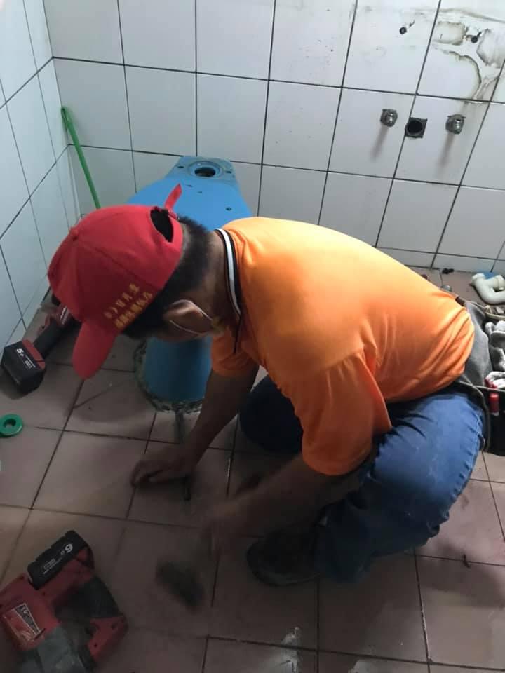 衛浴設備維修更換
