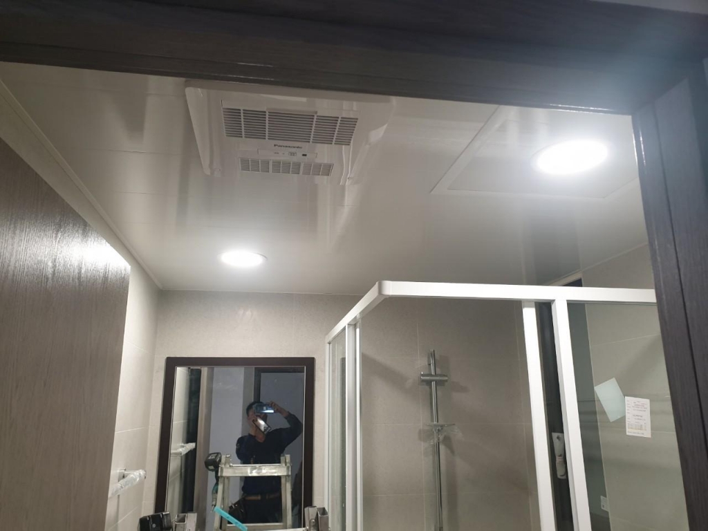住宅浴室廁所PVC塑膠長條天花板