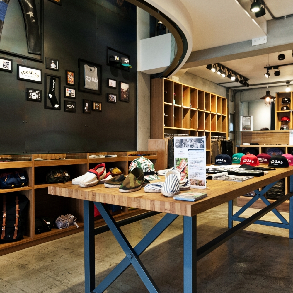 台南SQUAD旗艦店-水泥混搭 美式工業風