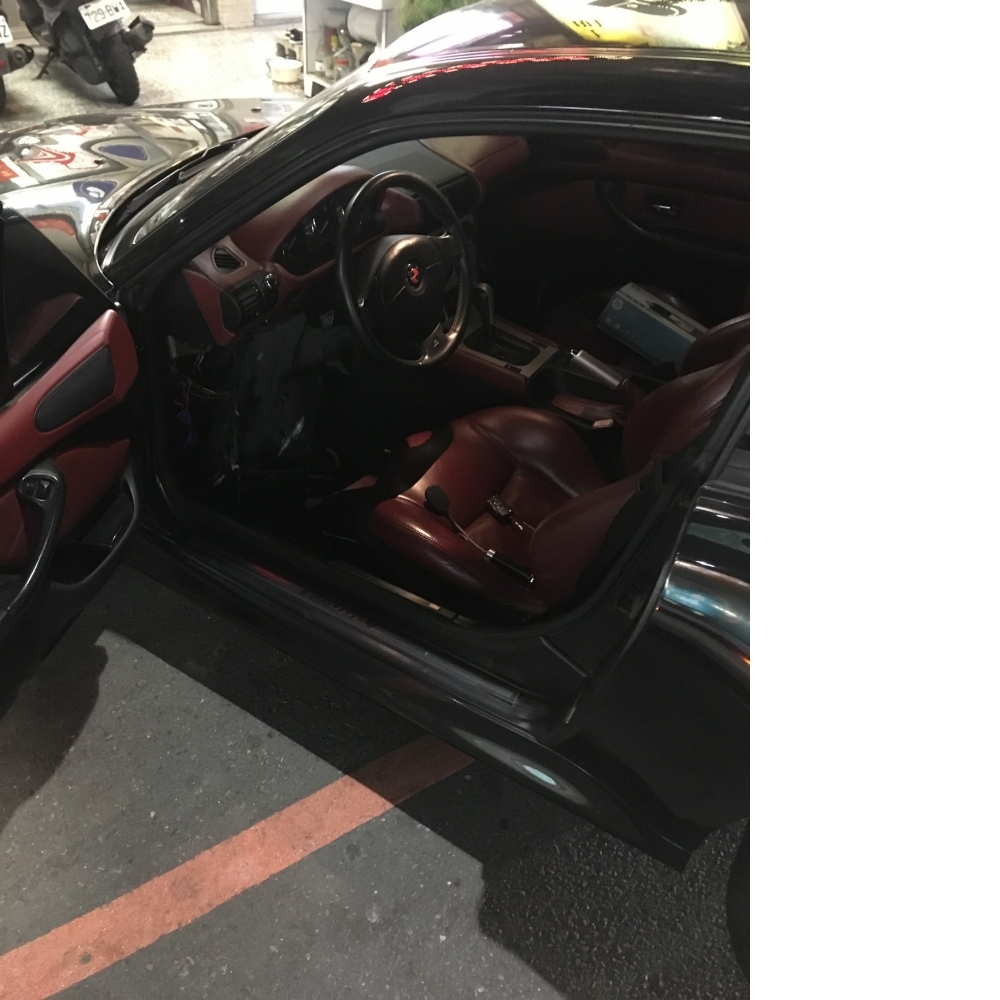 BMW Z4 新增晶片摺疊鑰匙