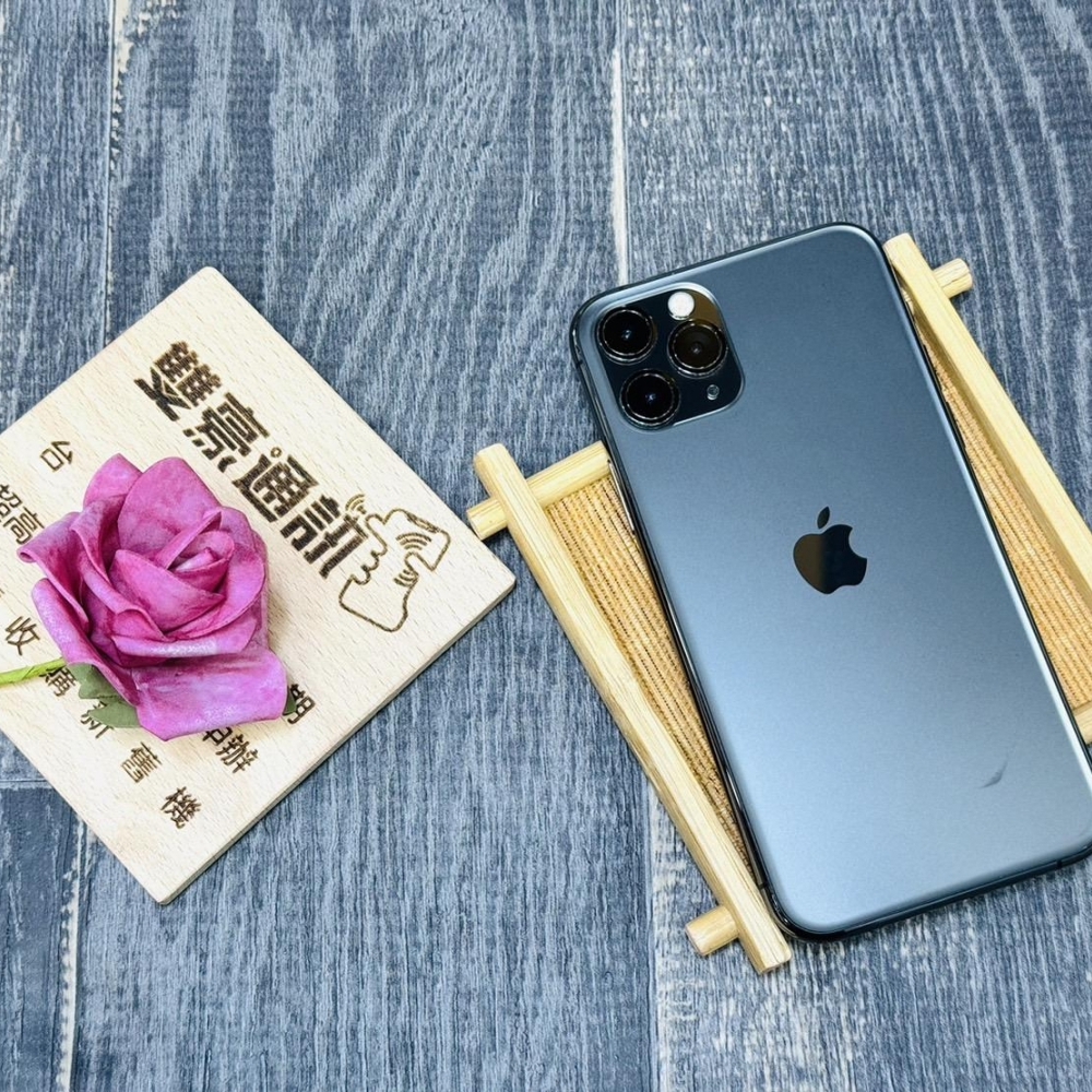 iPhone 11 Pro 64G 黑 電池100% 無盒裝 有配件