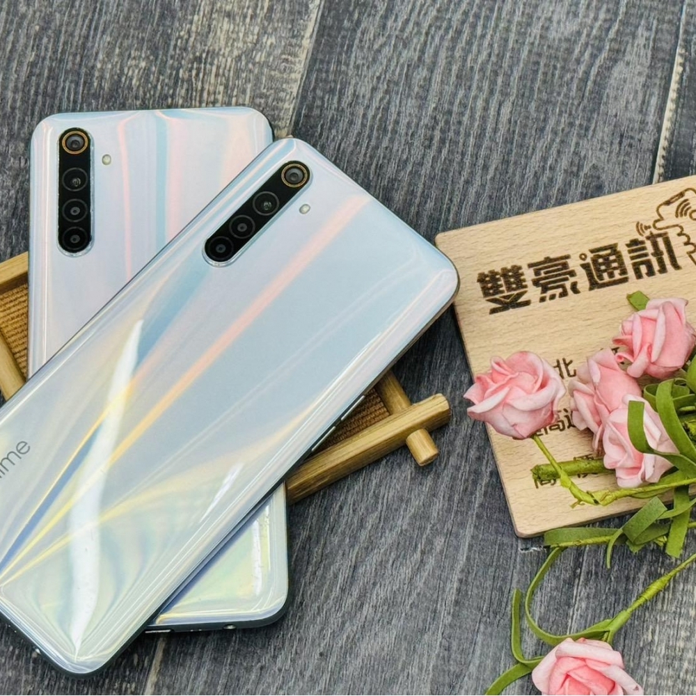 realme 6 (