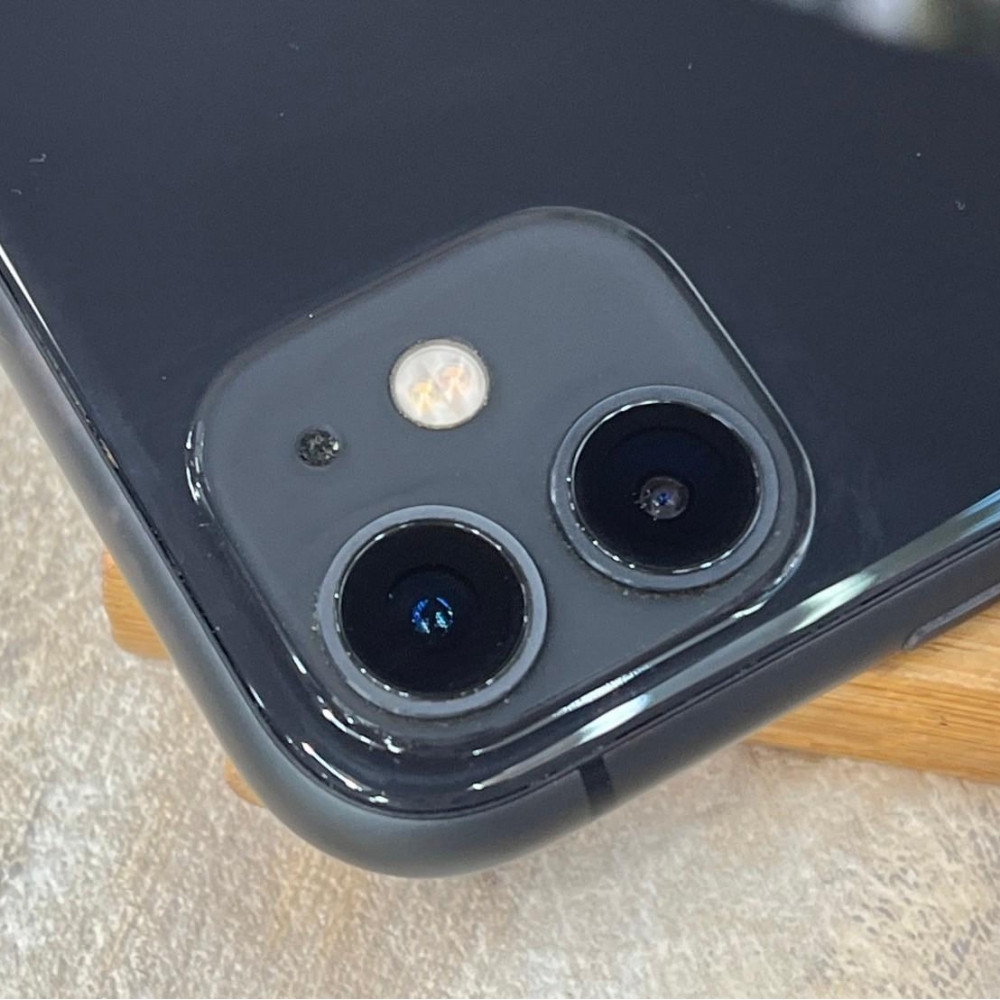 iPhone 11 64g 黑 電池76%  有盒裝有配件 