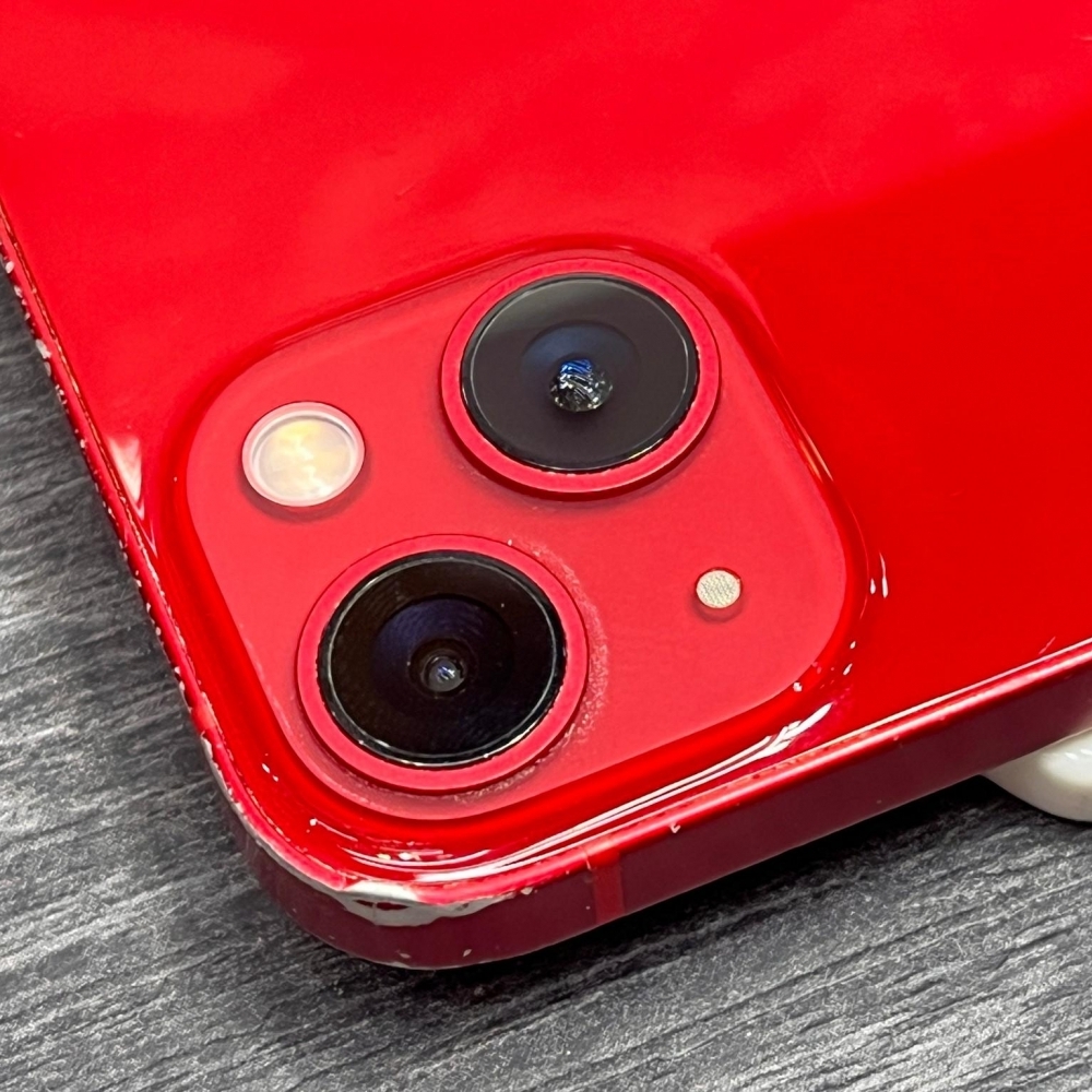 iPhone 13 128g 紅 副廠電池100% 換過副廠螢幕 全機很多傷 無盒裝有配件