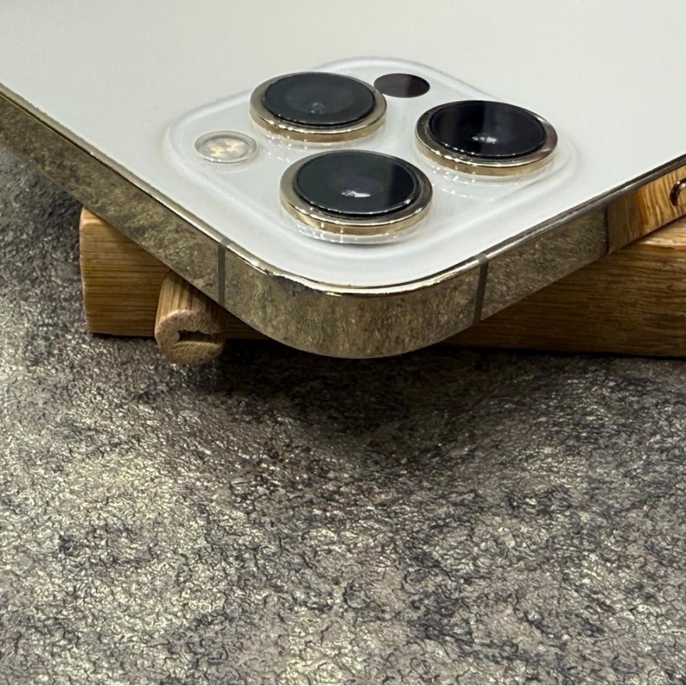 iPhone 12 PRO MAX 256g 金 換過副廠有健康度電池100% 副廠螢幕 換過原廠相