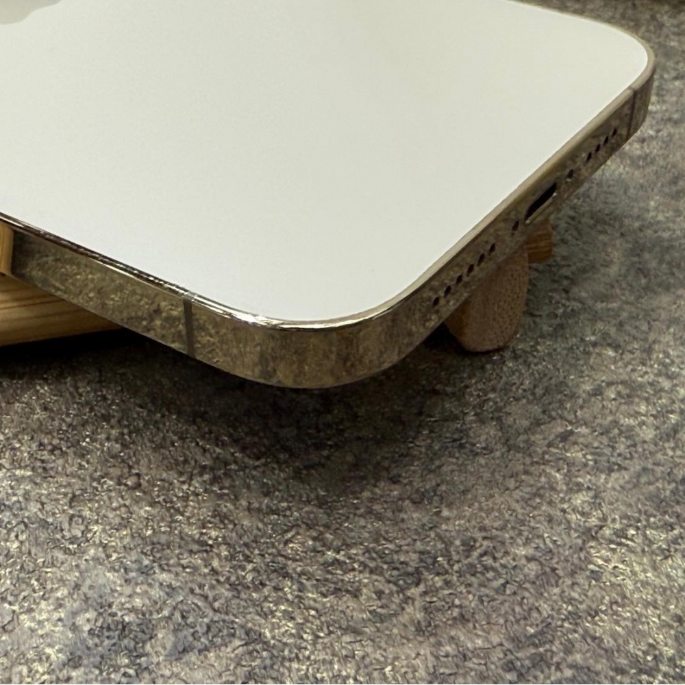 iPhone 12 PRO MAX 256g 金 換過副廠有健康度電池100% 副廠螢幕 換過原廠相