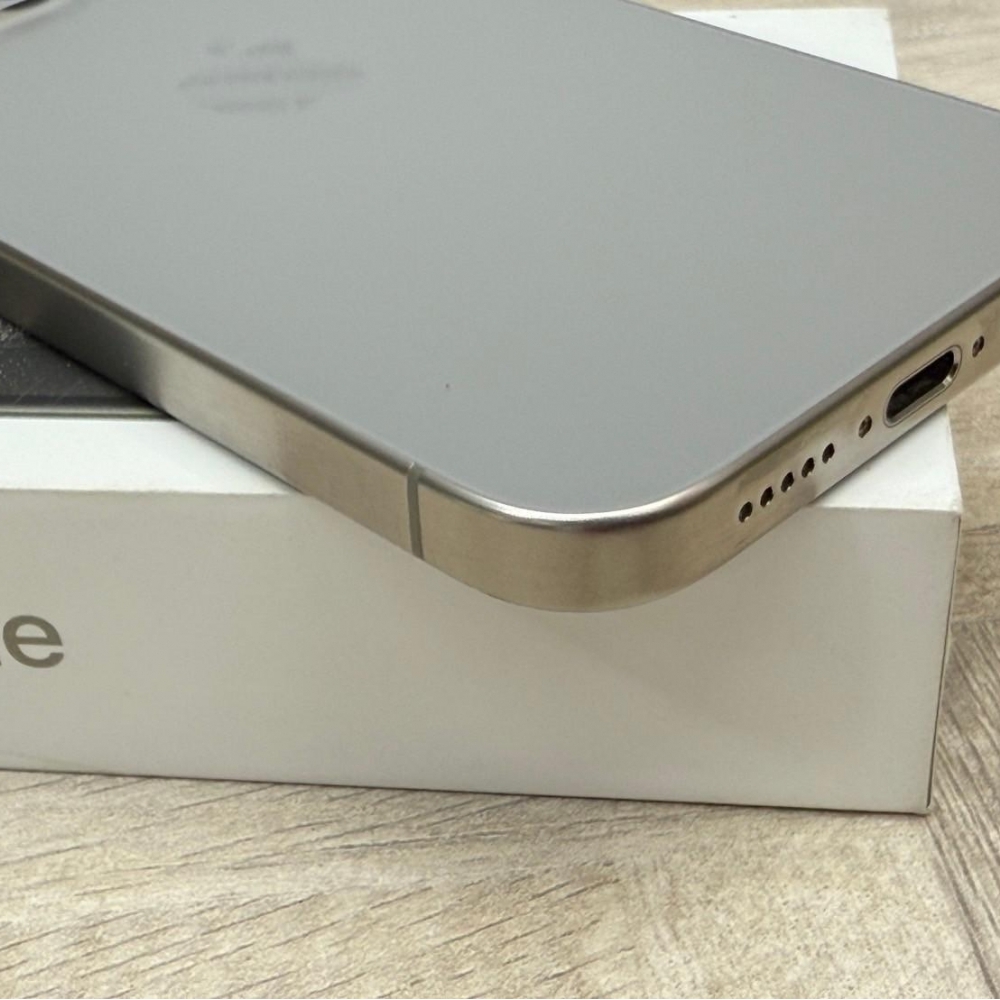 iPhone 15 Pro 256g 鈦 電池91% 有盒裝有配件