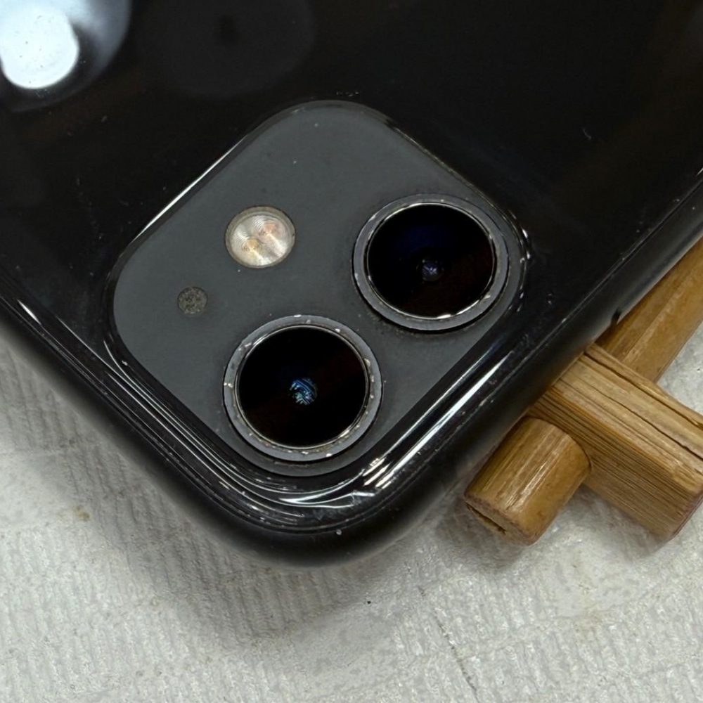 iPhone 11 64g 黑 電池78% 無盒裝有配件