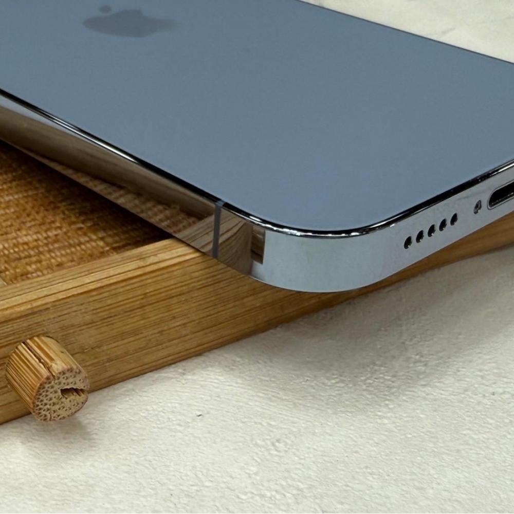 iPhone 13 Pro 512g 藍 電池82% 無盒裝有配件