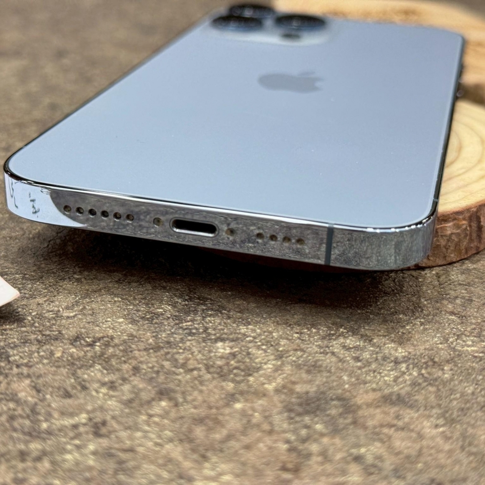 IPhone 13Pro Max 256 藍電池85%  無盒裝有配件