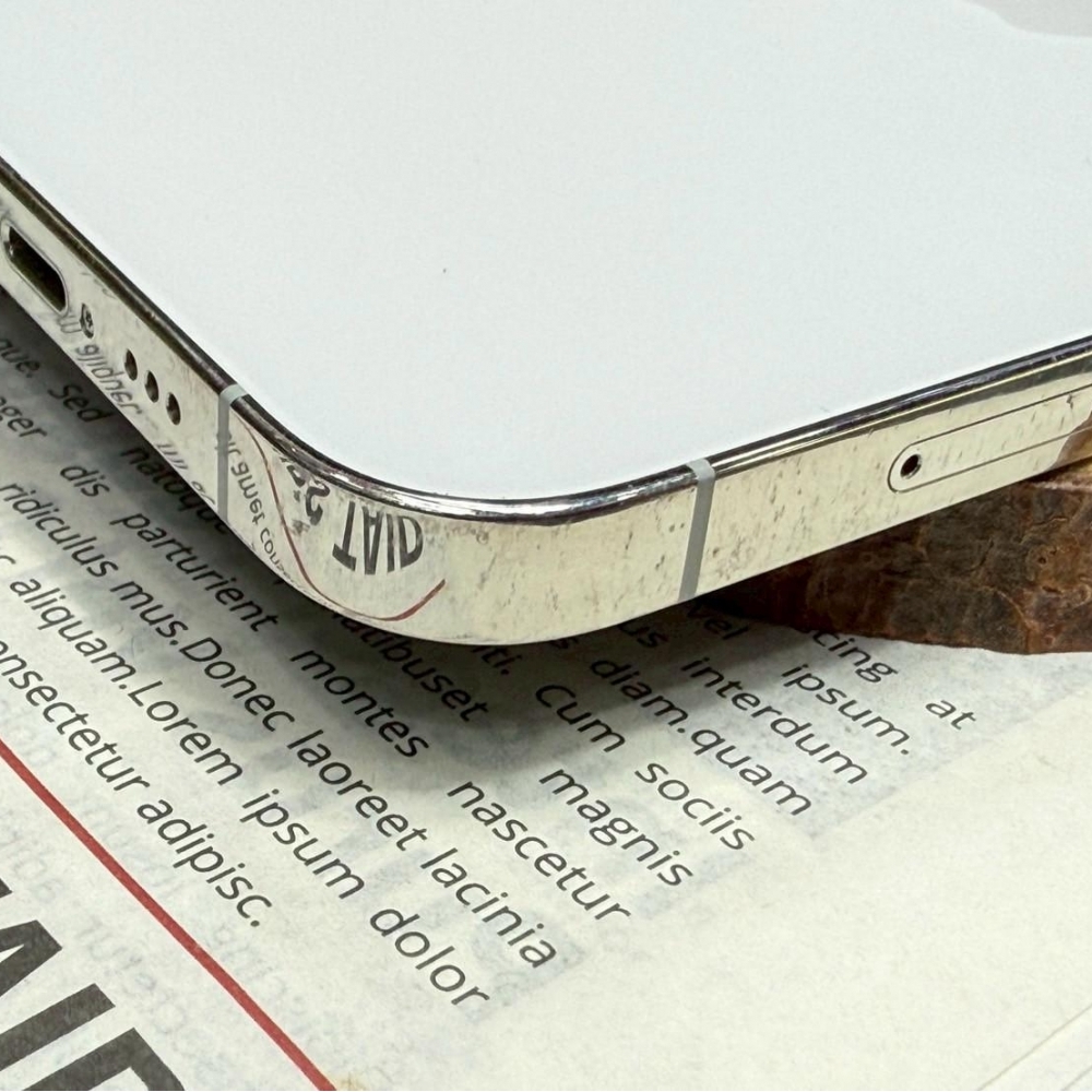 iPhone 12 Pro 512g 白 換過原廠電池93% 有使用痕跡  無盒裝有配件