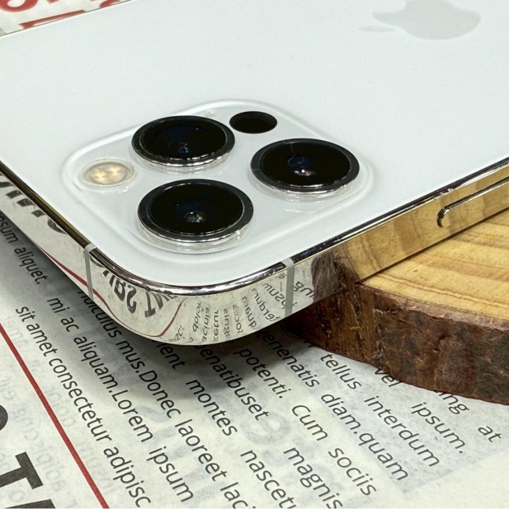 iPhone 12 Pro 512g 白 換過原廠電池93% 有使用痕跡  無盒裝有配件