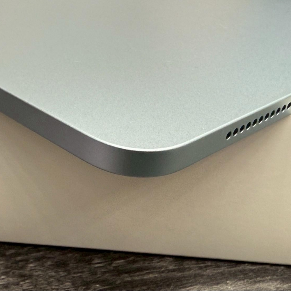 iPad Air 11吋 (M3) wifi 128G 藍色 電池100% 循環0次 客戶續約用不到