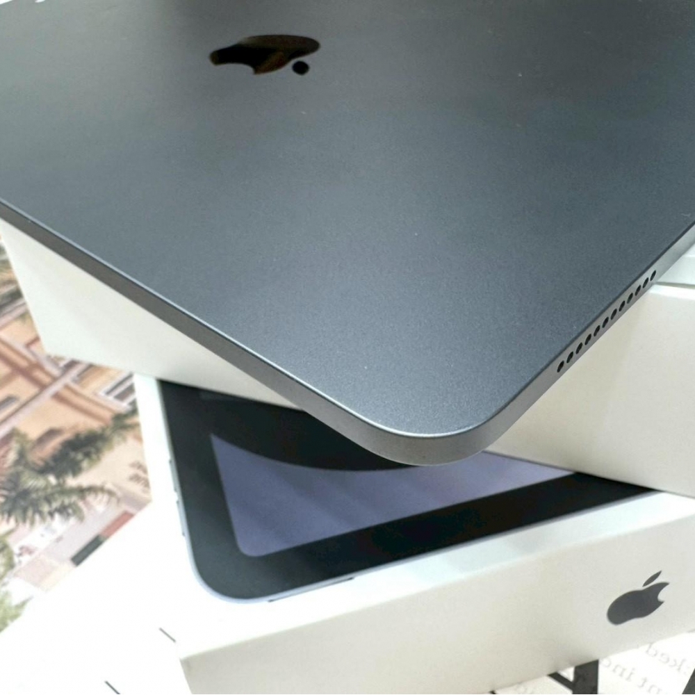 iPad Air4  64G Wifi版 灰 電池86% 有盒裝有配件