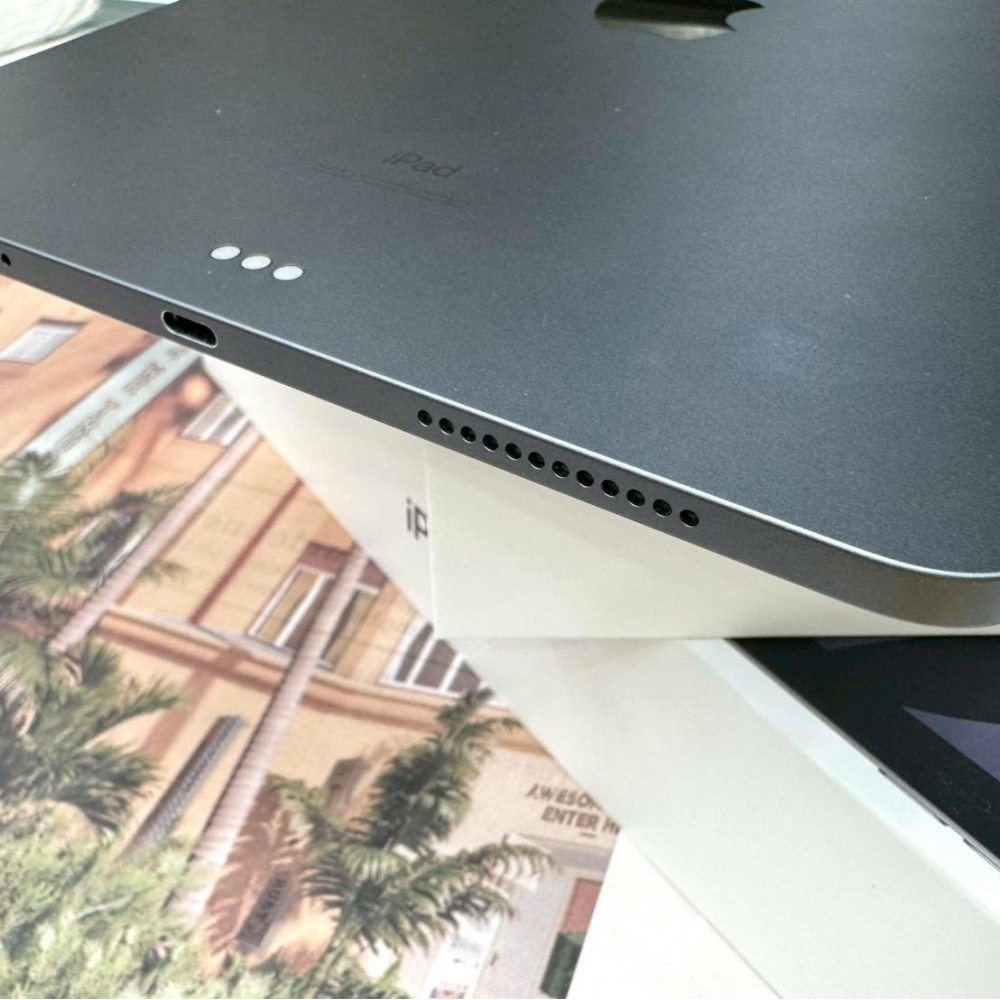 iPad Air4  64G Wifi版 灰 電池86% 有盒裝有配件