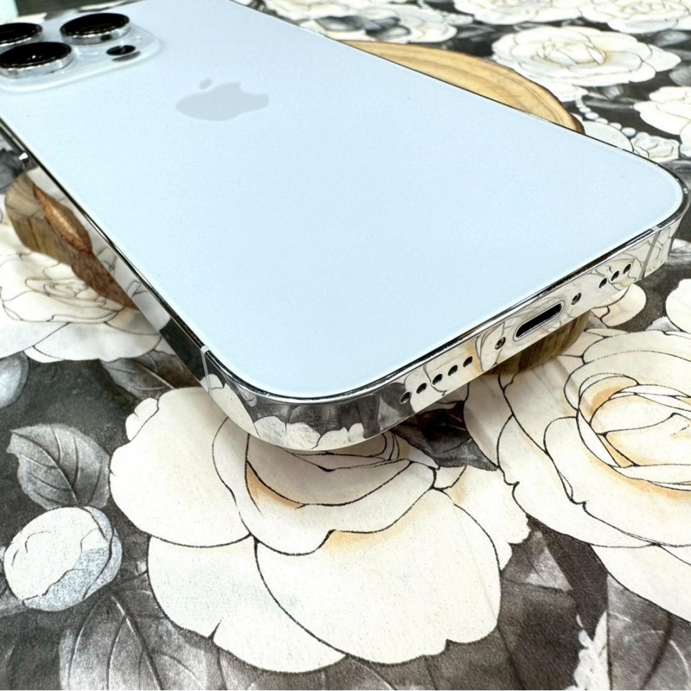 iPhone 14 pro 256G 白 電池87% (換過原廠電池和原廠螢幕） 無盒裝有配件