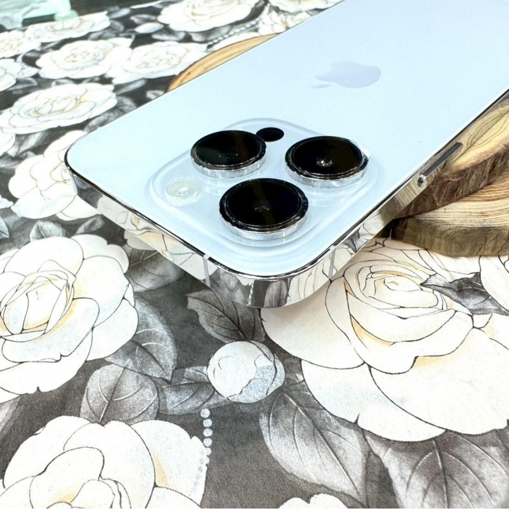 iPhone 14 pro 256G 白 電池87% (換過原廠電池和原廠螢幕） 無盒裝有配件