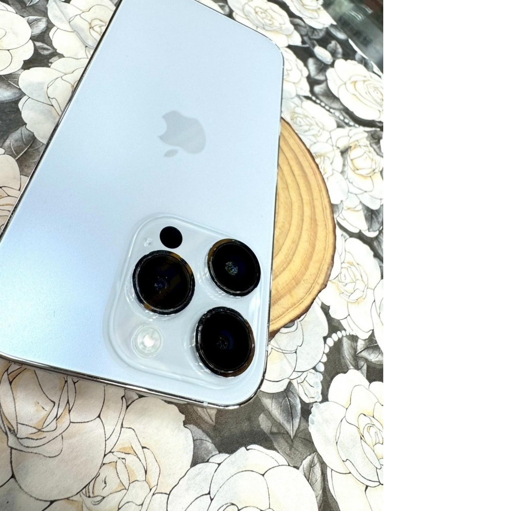 iPhone 14 pro 256G 白 電池87% (換過原廠電池和原廠螢幕） 無盒裝有配件