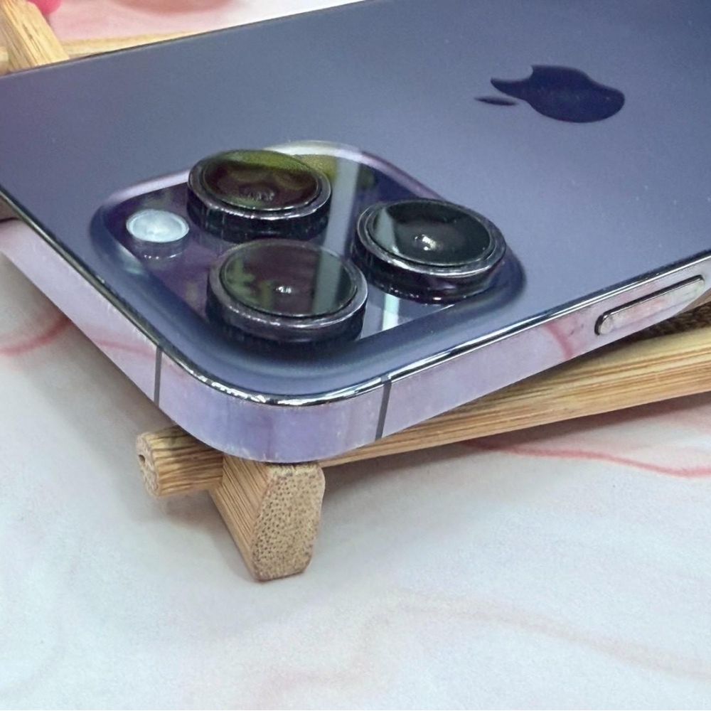 iPhone 14 pro max 256G 紫 電池75% 邊框有使用痕跡 無盒裝有配件