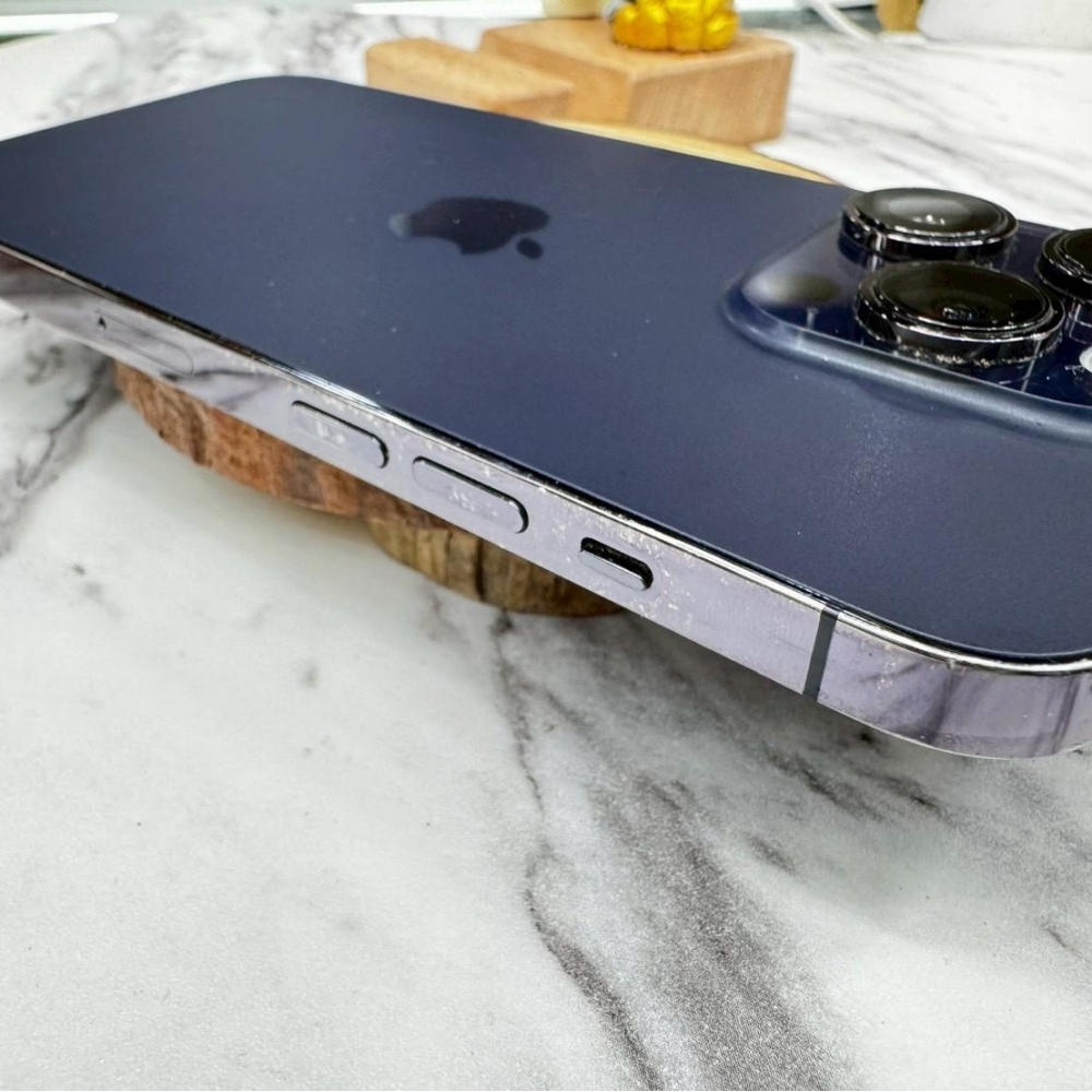 iPhone 14 pro 128g 紫 電池79% （螢幕刮傷嚴重） 無盒裝有配件