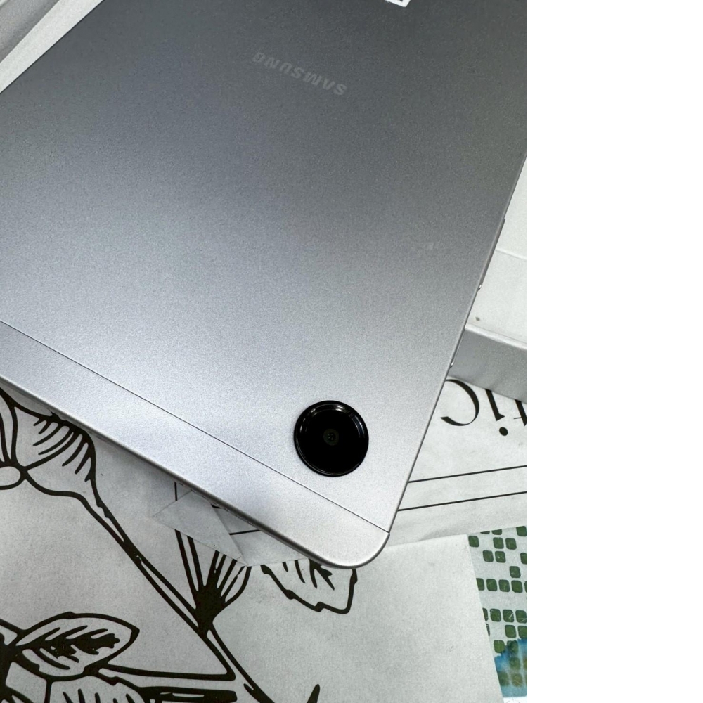 展示機 SAMSUNG Tab A9 8.7吋 (4+64G) 銀 （共3台）  ( WIFI版）保