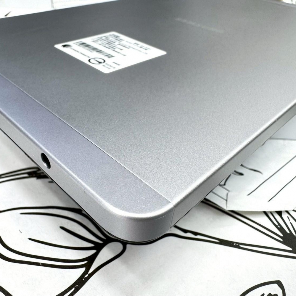 展示機 SAMSUNG Tab A9 8.7吋 (4+64G) 銀 (共3台) ( WIFI版)保