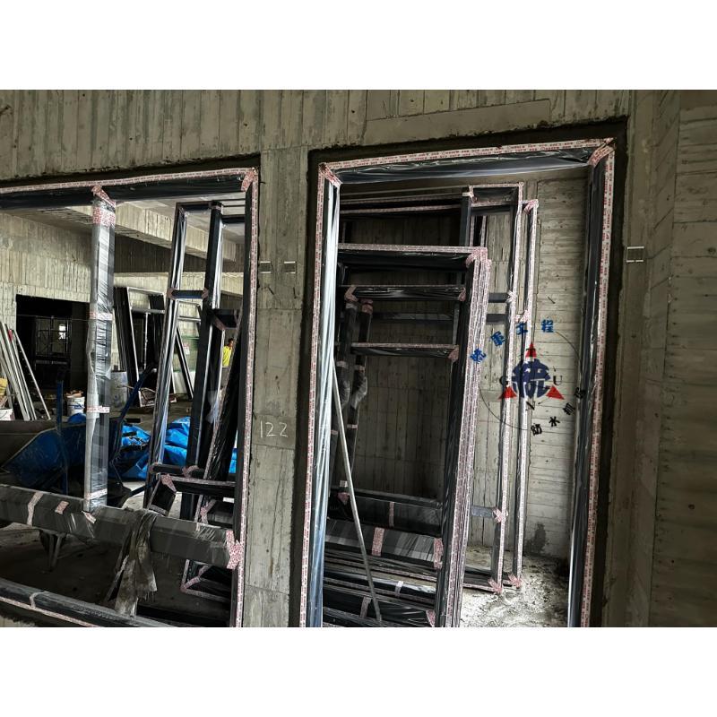 【高雄門窗嵌縫工程】- 鼓山區建案門窗嵌縫施工。