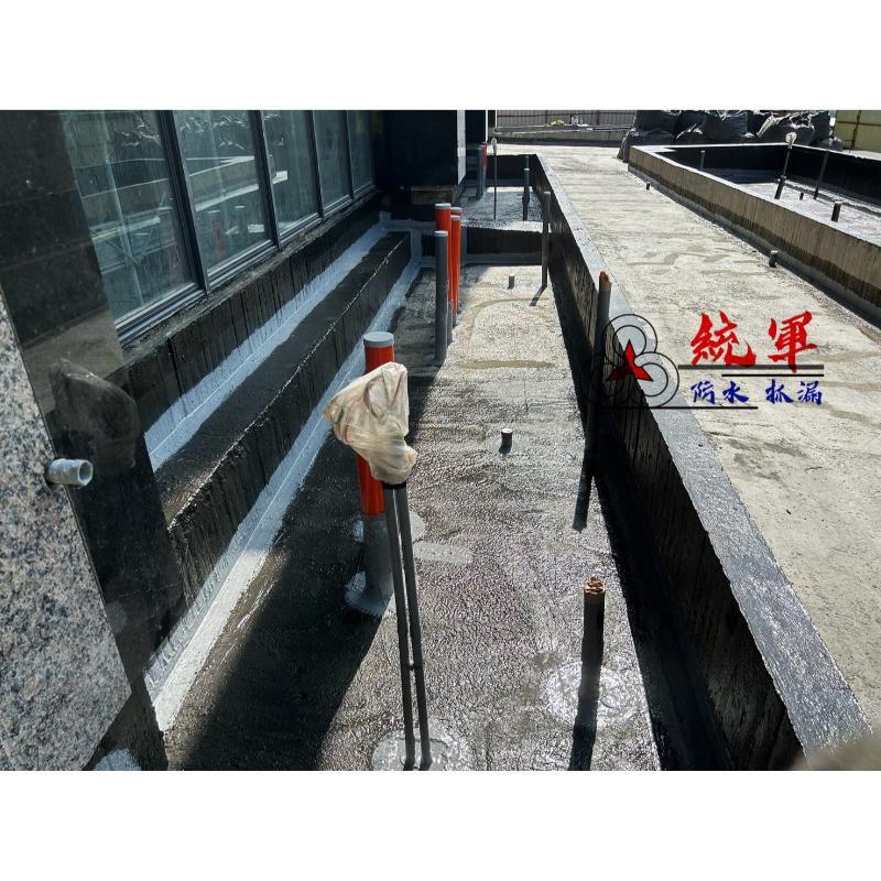 【高雄防水工程】- 高雄楠梓區建案-中庭防水施工。
