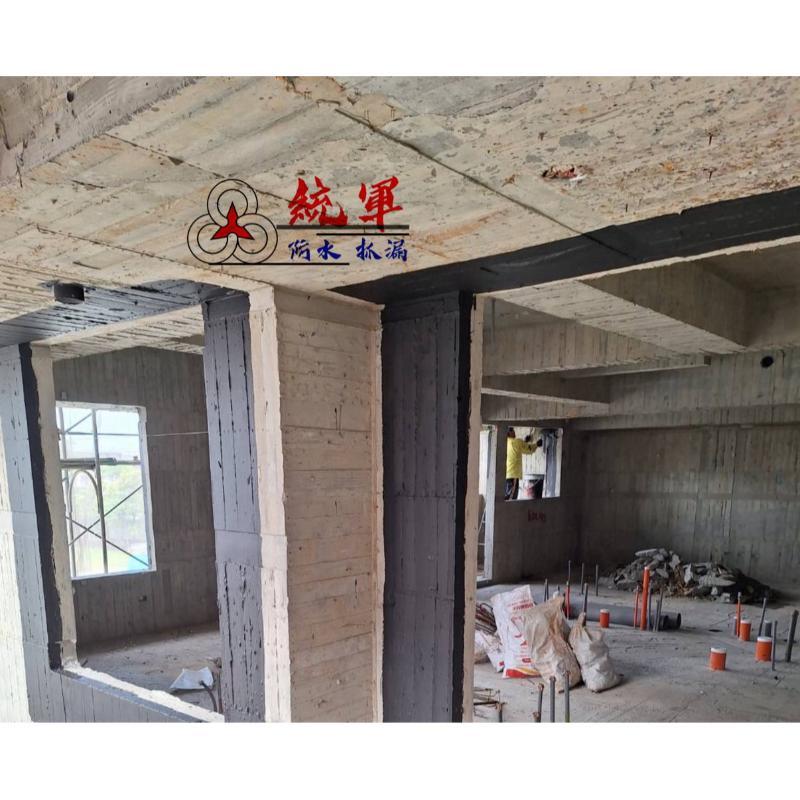 【高雄防水工程】- 高雄鼓山區建案-窗框防水施工。