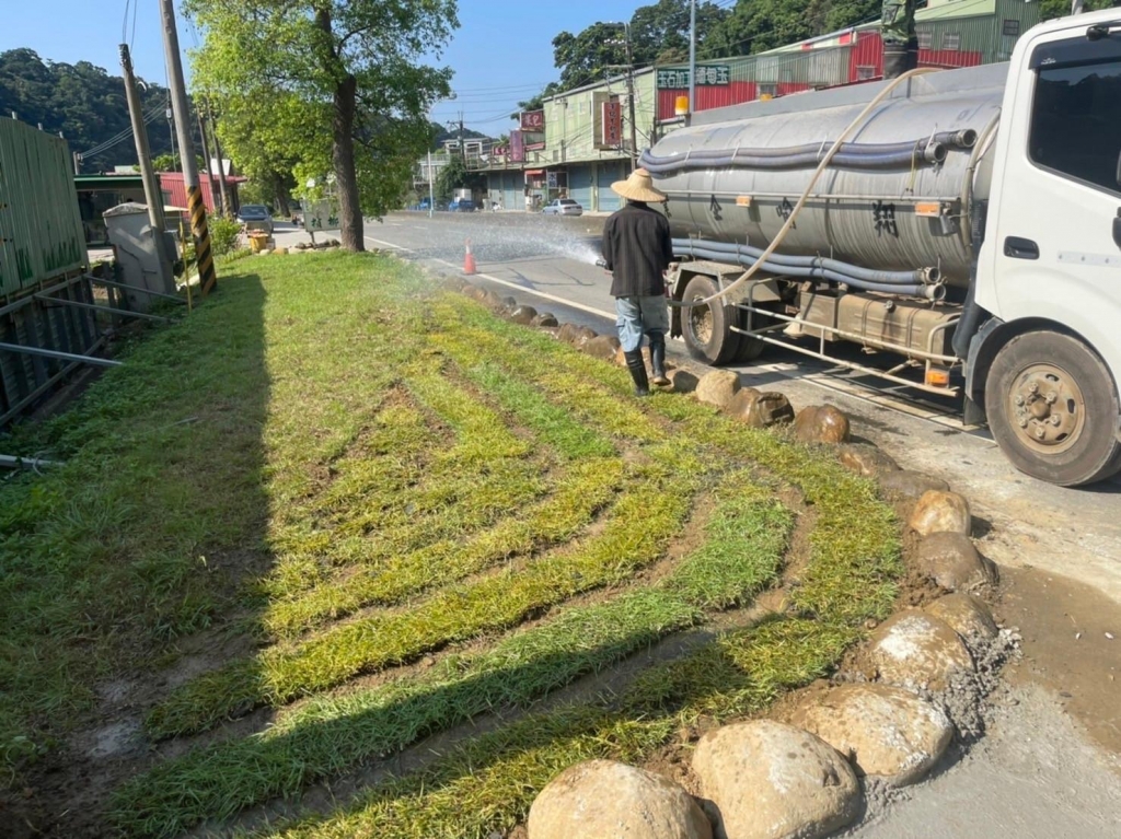 園藝澆灌｜送水車